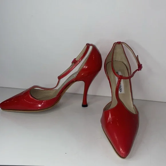 Manolo Blahnik Sexy Red Patent Leather T-Strap Heels to Dance all nite! VGUC 36 - Picture 7 of 15
